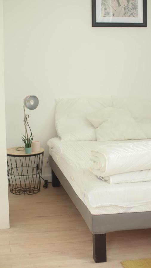 Agreable Maison Avec Parking Gratuit Sur Place. แซงต์-เดอนี ภายนอก รูปภาพ